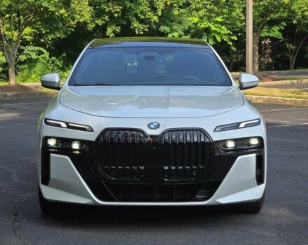 Білий БМВ 7 Серія, об'ємом двигуна 3 л та пробігом 23 тис. км за 36700 $, фото 1 на Automoto.ua