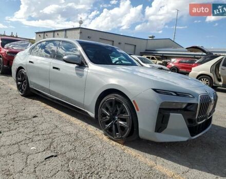 Белый БМВ 7 Серия, объемом двигателя 3 л и пробегом 58 тыс. км за 35000 $, фото 3 на Automoto.ua