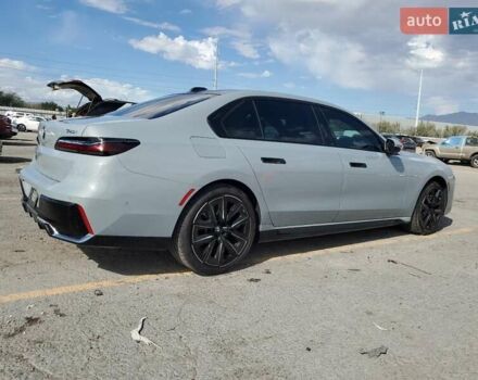 Белый БМВ 7 Серия, объемом двигателя 3 л и пробегом 58 тыс. км за 35000 $, фото 2 на Automoto.ua