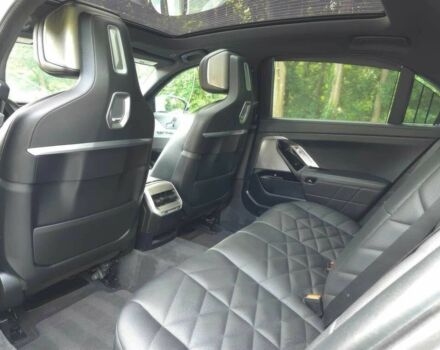 Білий БМВ 7 Серія, об'ємом двигуна 3 л та пробігом 23 тис. км за 36700 $, фото 23 на Automoto.ua