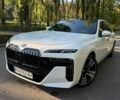 Белый БМВ 7 Серия, объемом двигателя 3 л и пробегом 43 тыс. км за 98000 $, фото 1 на Automoto.ua