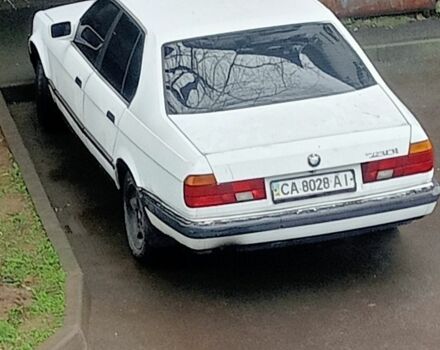 Белый БМВ 7 Серия, объемом двигателя 3 л и пробегом 270 тыс. км за 1044 $, фото 1 на Automoto.ua