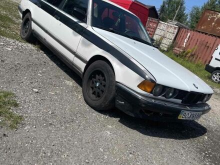 Білий БМВ 7 Серія, об'ємом двигуна 3 л та пробігом 323 тис. км за 1650 $, фото 1 на Automoto.ua