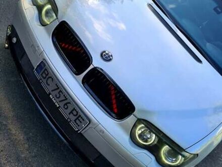 Белый БМВ 7 Серия, объемом двигателя 2.99 л и пробегом 330 тыс. км за 7000 $, фото 1 на Automoto.ua