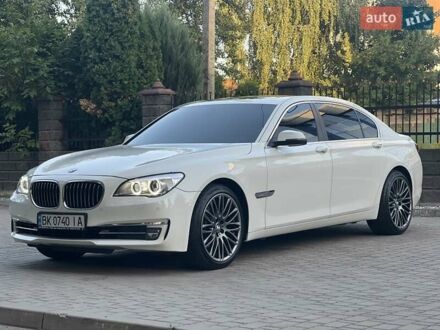 БМВ 7 Серия 2012 в Ровно на Automoto.ua Белый БМВ 7 Серия, объемом двигателя 2.98 л и пробегом 199 тыс. км за 13500 $, фото 1 на Automoto.ua