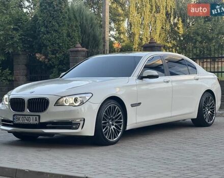 Білий БМВ 7 Серія, об'ємом двигуна 2.98 л та пробігом 199 тис. км за 13500 $, фото 1 на Automoto.ua