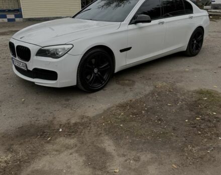 Белый БМВ 7 Серия, объемом двигателя 3 л и пробегом 220 тыс. км за 21000 $, фото 1 на Automoto.ua