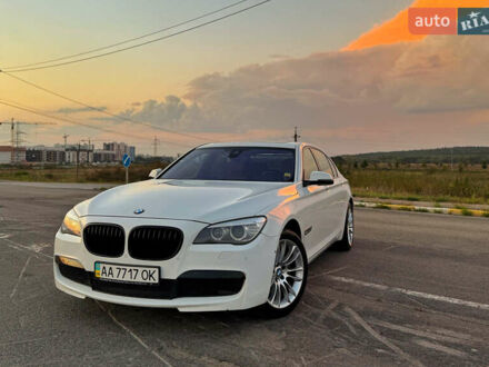 Белый БМВ 7 Серия, объемом двигателя 2.98 л и пробегом 190 тыс. км за 17500 $, фото 1 на Automoto.ua