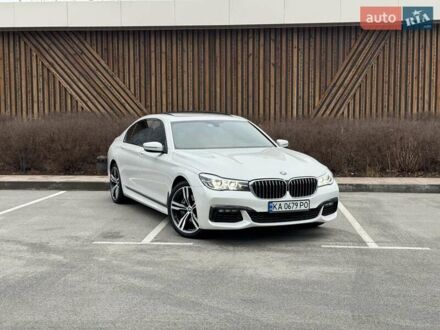 Белый БМВ 7 Серия, объемом двигателя 3 л и пробегом 78 тыс. км за 29700 $, фото 1 на Automoto.ua