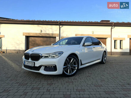 Белый БМВ 7 Серия, объемом двигателя 2.99 л и пробегом 200 тыс. км за 35000 $, фото 1 на Automoto.ua