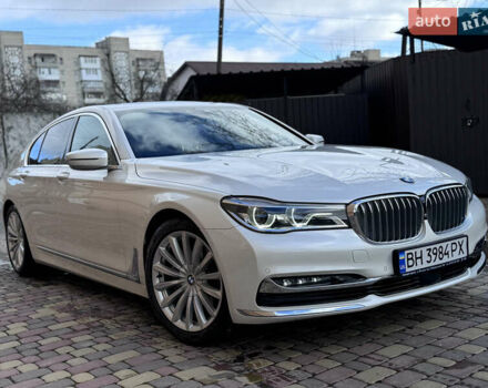 Білий БМВ 7 Серія, об'ємом двигуна 3 л та пробігом 98 тис. км за 44999 $, фото 1 на Automoto.ua
