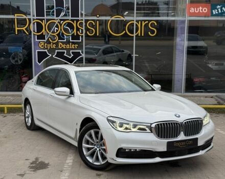 Белый БМВ 7 Серия, объемом двигателя 2 л и пробегом 190 тыс. км за 29900 $, фото 1 на Automoto.ua