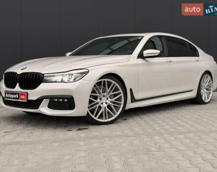 Белый БМВ 7 Серия, объемом двигателя 3 л и пробегом 113 тыс. км за 28440 $, фото 1 на Automoto.ua