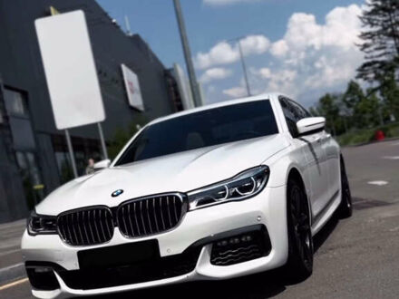 Белый БМВ 7 Серия, объемом двигателя 4.39 л и пробегом 87 тыс. км за 38500 $, фото 1 на Automoto.ua