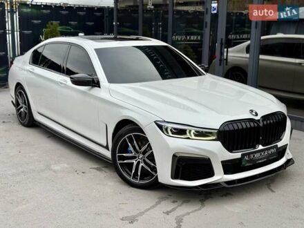 Белый БМВ 7 Серия, объемом двигателя 3 л и пробегом 130 тыс. км за 49900 $, фото 1 на Automoto.ua