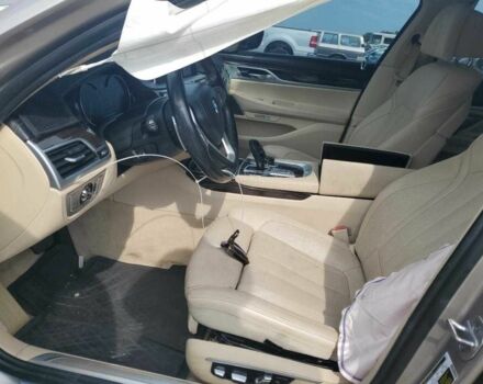 Бежевый БМВ 7 Серия, объемом двигателя 3 л и пробегом 180 тыс. км за 18900 $, фото 6 на Automoto.ua