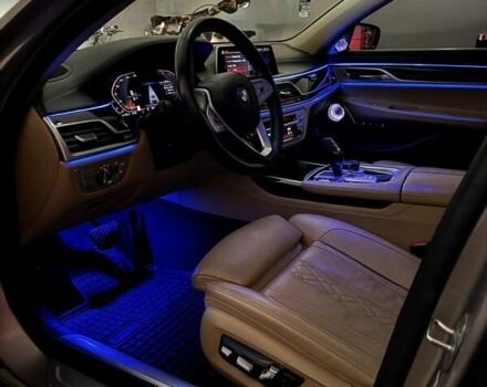 Бежевый БМВ 7 Серия, объемом двигателя 4.39 л и пробегом 129 тыс. км за 48499 $, фото 46 на Automoto.ua