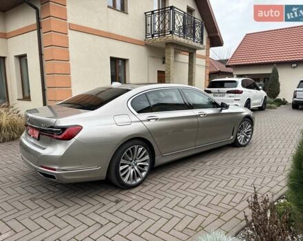 Бежевый БМВ 7 Серия, объемом двигателя 4.39 л и пробегом 129 тыс. км за 48499 $, фото 8 на Automoto.ua