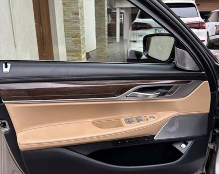 Бежевый БМВ 7 Серия, объемом двигателя 4.39 л и пробегом 129 тыс. км за 48499 $, фото 13 на Automoto.ua