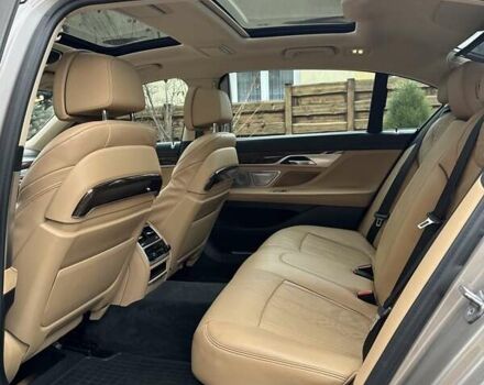 Бежевый БМВ 7 Серия, объемом двигателя 4.39 л и пробегом 129 тыс. км за 48499 $, фото 21 на Automoto.ua