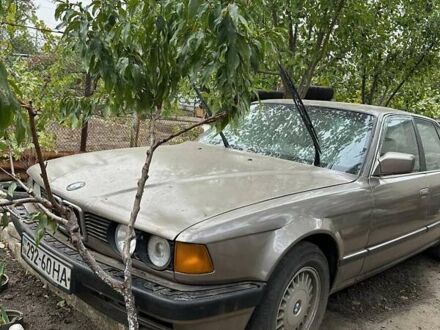 Бежевий БМВ 7 Серія, об'ємом двигуна 3.5 л та пробігом 408 тис. км за 2000 $, фото 1 на Automoto.ua