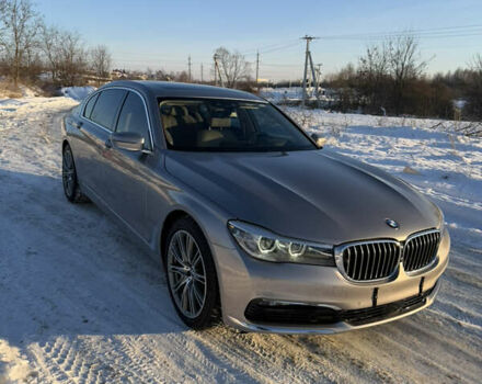 Бежевый БМВ 7 Серия, объемом двигателя 3 л и пробегом 180 тыс. км за 24500 $, фото 1 на Automoto.ua