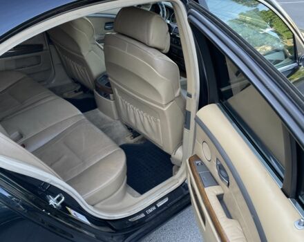 Черный БМВ 7 Серия, объемом двигателя 0 л и пробегом 440 тыс. км за 7000 $, фото 4 на Automoto.ua