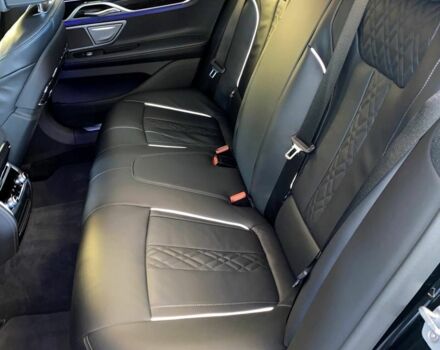 Черный БМВ 7 Серия, объемом двигателя 0 л и пробегом 8 тыс. км за 49400 $, фото 6 на Automoto.ua