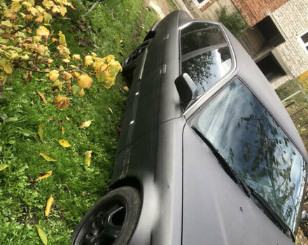 Черный БМВ 7 Серия, объемом двигателя 3.5 л и пробегом 250 тыс. км за 2100 $, фото 3 на Automoto.ua