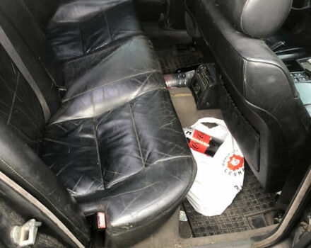 Черный БМВ 7 Серия, объемом двигателя 3.5 л и пробегом 250 тыс. км за 2100 $, фото 9 на Automoto.ua