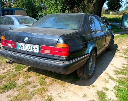 Черный БМВ 7 Серия, объемом двигателя 3.4 л и пробегом 370 тыс. км за 3100 $, фото 1 на Automoto.ua