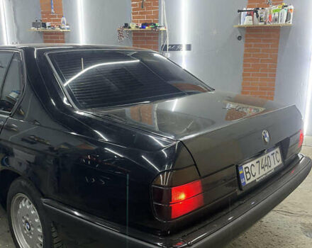 Чорний БМВ 7 Серія, об'ємом двигуна 3.5 л та пробігом 500 тис. км за 700 $, фото 3 на Automoto.ua