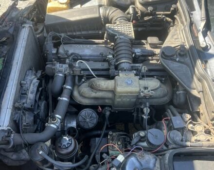 Черный БМВ 7 Серия, объемом двигателя 3.4 л и пробегом 200 тыс. км за 2500 $, фото 3 на Automoto.ua