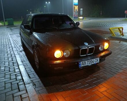 Черный БМВ 7 Серия, объемом двигателя 3.5 л и пробегом 380 тыс. км за 4500 $, фото 1 на Automoto.ua