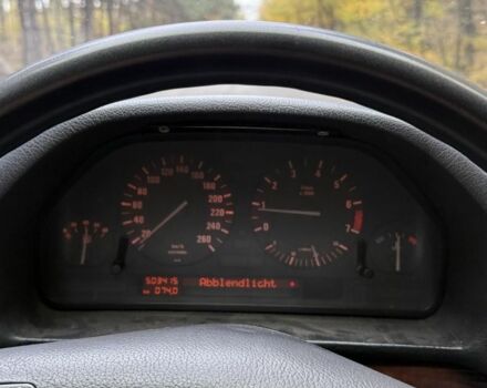 Чорний БМВ 7 Серія, об'ємом двигуна 3.5 л та пробігом 500 тис. км за 2200 $, фото 8 на Automoto.ua