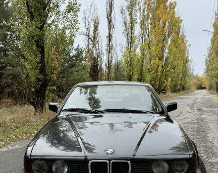 Чорний БМВ 7 Серія, об'ємом двигуна 3.5 л та пробігом 500 тис. км за 2200 $, фото 1 на Automoto.ua