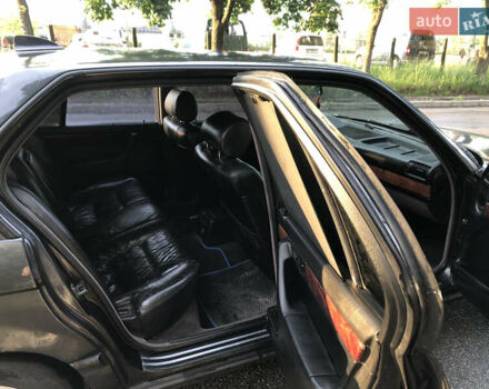 Чорний БМВ 7 Серія, об'ємом двигуна 3.5 л та пробігом 568 тис. км за 2100 $, фото 10 на Automoto.ua