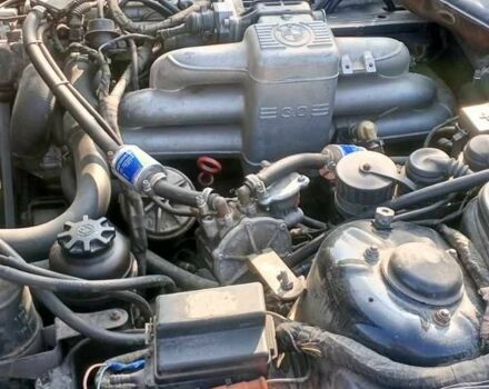 Черный БМВ 7 Серия, объемом двигателя 3 л и пробегом 390 тыс. км за 2500 $, фото 7 на Automoto.ua