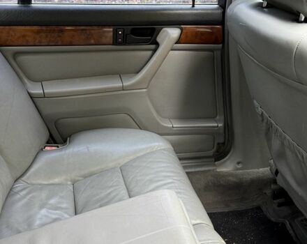 Чорний БМВ 7 Серія, об'ємом двигуна 3.5 л та пробігом 500 тис. км за 2200 $, фото 13 на Automoto.ua