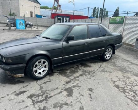 Черный БМВ 7 Серия, объемом двигателя 3.4 л и пробегом 300 тыс. км за 1800 $, фото 1 на Automoto.ua