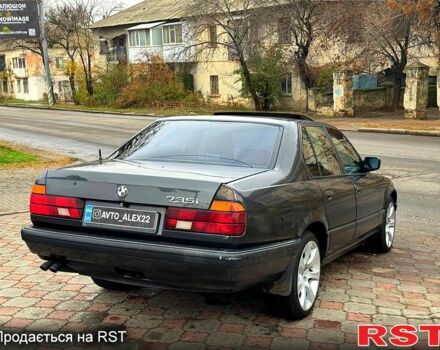 Черный БМВ 7 Серия, объемом двигателя 3.5 л и пробегом 300 тыс. км за 2499 $, фото 7 на Automoto.ua