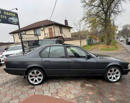 Черный БМВ 7 Серия, объемом двигателя 3.5 л и пробегом 300 тыс. км за 2499 $, фото 3 на Automoto.ua