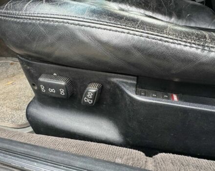 Черный БМВ 7 Серия, объемом двигателя 3.5 л и пробегом 300 тыс. км за 2499 $, фото 15 на Automoto.ua