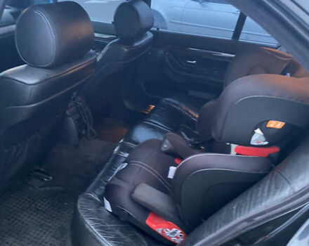 Чорний БМВ 7 Серія, об'ємом двигуна 2.8 л та пробігом 160 тис. км за 4888 $, фото 3 на Automoto.ua