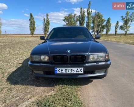 Черный БМВ 7 Серия, объемом двигателя 3.5 л и пробегом 363 тыс. км за 5500 $, фото 8 на Automoto.ua
