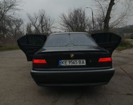 Черный БМВ 7 Серия, объемом двигателя 3 л и пробегом 248 тыс. км за 4000 $, фото 2 на Automoto.ua