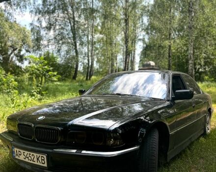 Черный БМВ 7 Серия, объемом двигателя 3.5 л и пробегом 420 тыс. км за 2620 $, фото 1 на Automoto.ua
