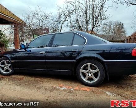 Черный БМВ 7 Серия, объемом двигателя 3.5 л и пробегом 365 тыс. км за 4000 $, фото 5 на Automoto.ua