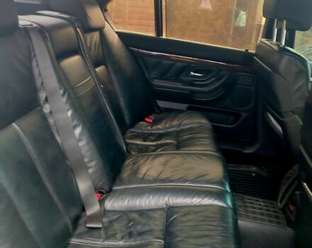 Черный БМВ 7 Серия, объемом двигателя 3.5 л и пробегом 365 тыс. км за 4000 $, фото 2 на Automoto.ua