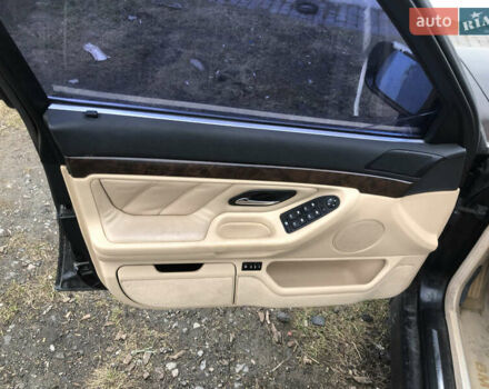 Черный БМВ 7 Серия, объемом двигателя 4.4 л и пробегом 327 тыс. км за 4400 $, фото 10 на Automoto.ua